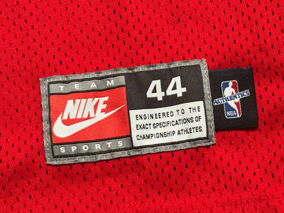 Scottie Pippen Signed Nike Authentic Chicago Bulls Jersey JSA Certified