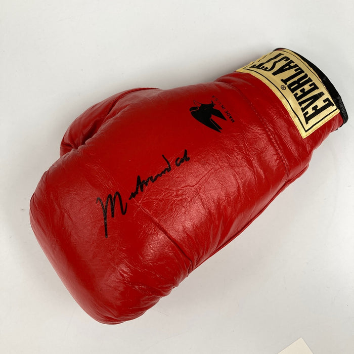Muhammad Ali Signed Everlast Boxing Glove JSA COA