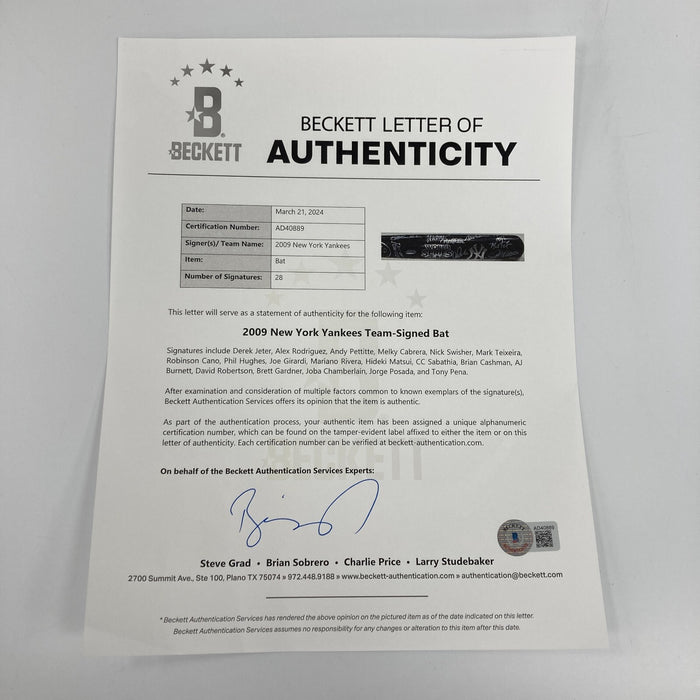 2009 New York Yankees World Series Champs Team Signed Bat #5/50 Beckett COA