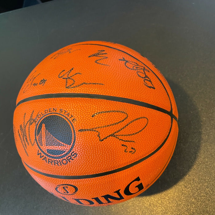 2016-17 Golden State Warriors NBA Champs Team Signed Game Basketball Beckett COA