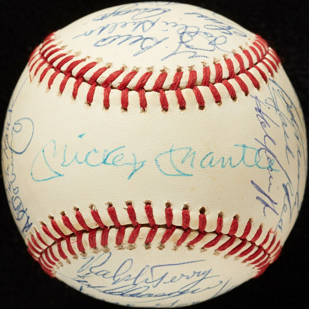 1961 New York Yankees World Series Champs Team Signed Baseball Mickey Mantle BAS