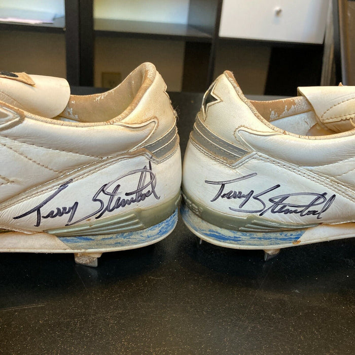 1980's Terry Steinbach Signed Game Used Baseball Cleats JSA COA 2 Sigs