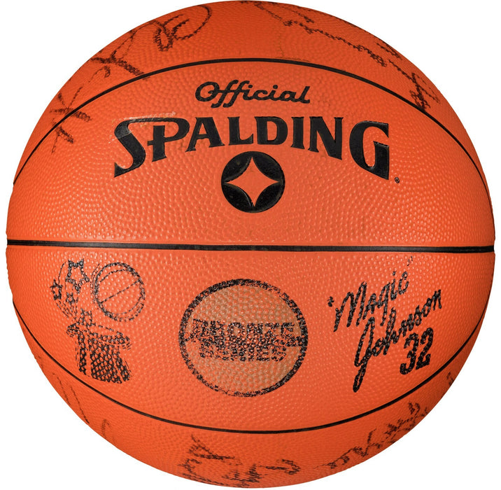 1984-85 Los Angeles Lakers NBA Champs Team Signed Vintage Basketball PSA DNA COA