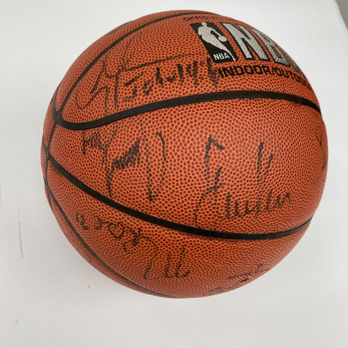 1998-99 San Antonio Spurs NBA Champs Team Signed Basketball Tim Duncan JSA COA