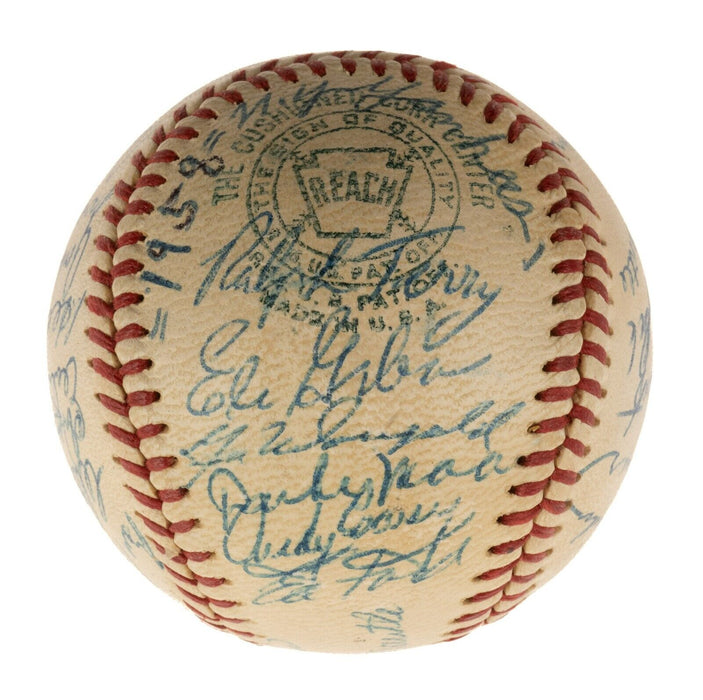 1958 New York Yankees W.S. Champs Team Signed Baseball Mickey Mantle Maris JSA