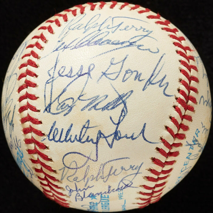 1961 New York Yankees World Series Champs Team Signed Baseball Mickey Mantle BAS