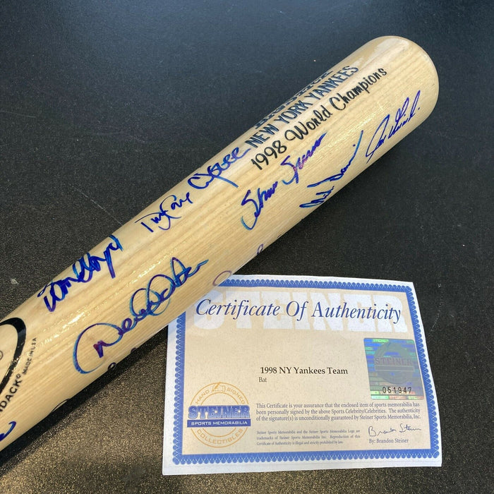 1998 NY Yankees WS Champs Team Signed Bat Derek Jeter Mariano Rivera Steiner