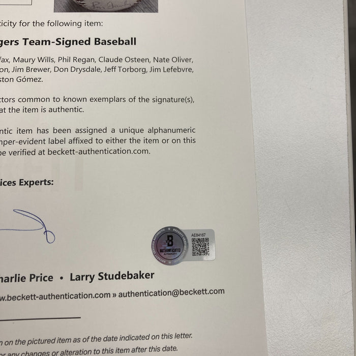 Sandy Koufax 1966 Los Angeles Dodgers Team Signed Baseball Beckett COA