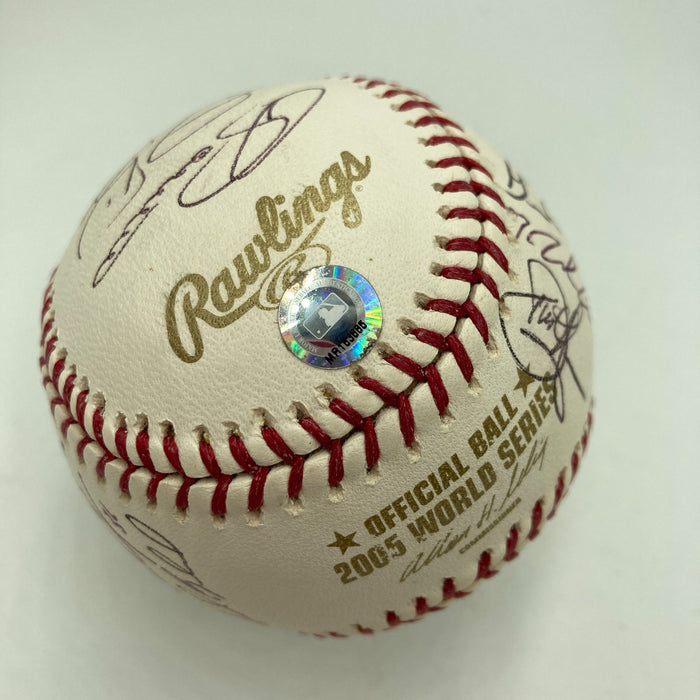 2005 Chicago White Sox Team Signed World Series Baseball MLB Authenticated Holo