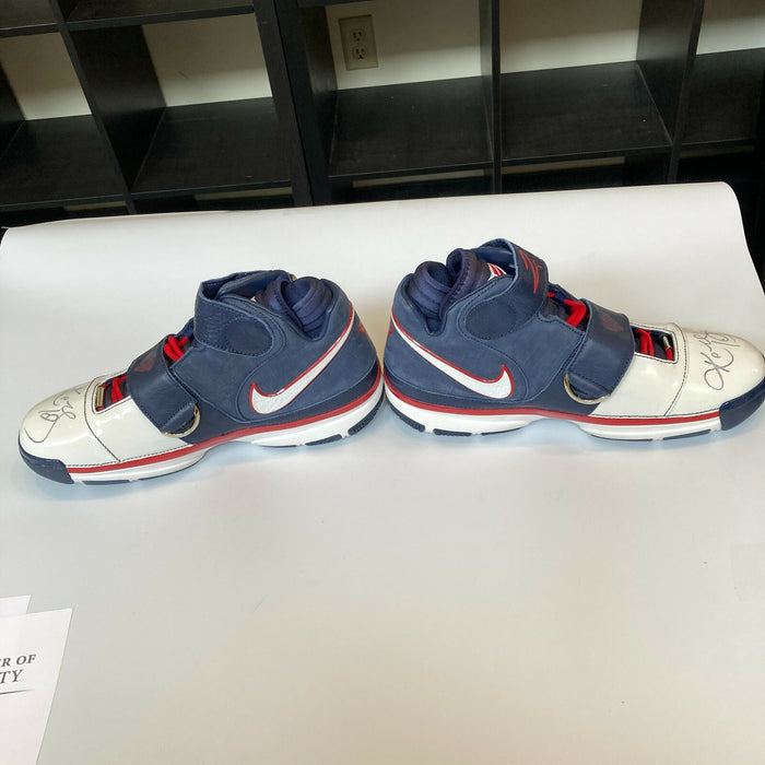 Kobe Bryant Signed Game Issued Olympics Team USA Sneakers Shoes Beckett COA