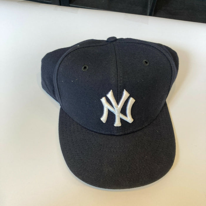 Roger Clemens Signed 2000 New York Yankees Game Used Baseball Cap JSA COA