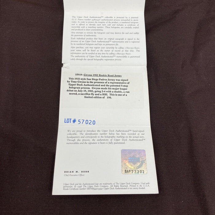 Tony Gwynn Signed Mitchell & Ness San Diego Padres Jersey Upper Deck UDA COA