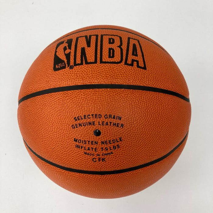 1972-73 New York Knicks NBA Champs Team Signed NBA Game Basketball UDA COA