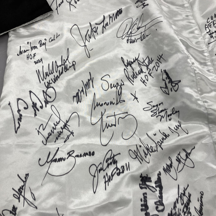 Boxing Hall Of Fame Legends Signed Everlast Boxing Robe 40+ Signatures JSA COA