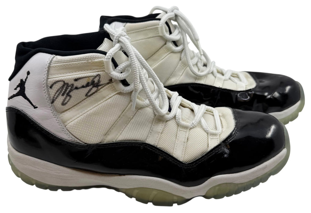 Michael Jordan Photo Matched Game Used Twice Signed 1996 Nike Sneakers JSA COA