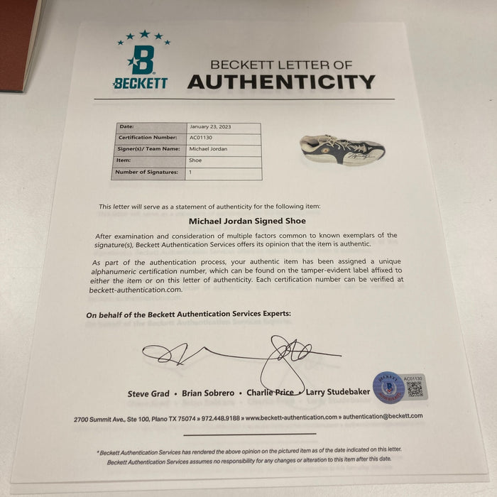 Michael Jordan Dual-Signed Nike Air Jordan Team 1 Sneakers UDA Upper Deck & PSA