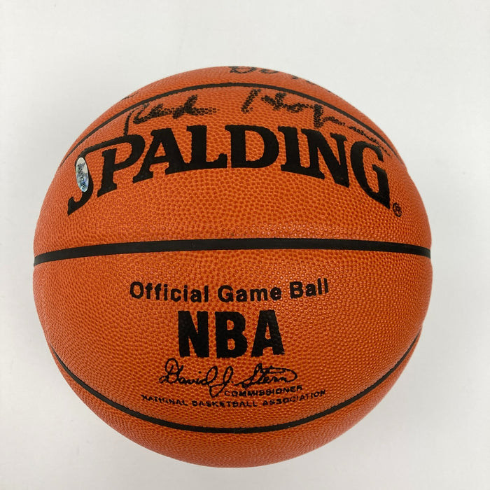 1972-73 New York Knicks NBA Champs Team Signed NBA Game Basketball UDA COA