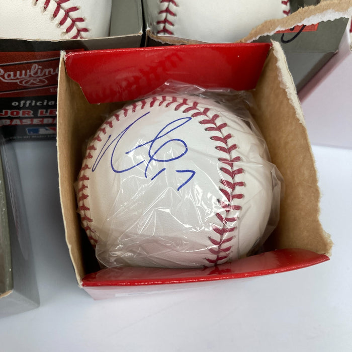 Lot Of (33) Signed Major League Baseballs PSA DNA Angles Orioles Giants Dodgers