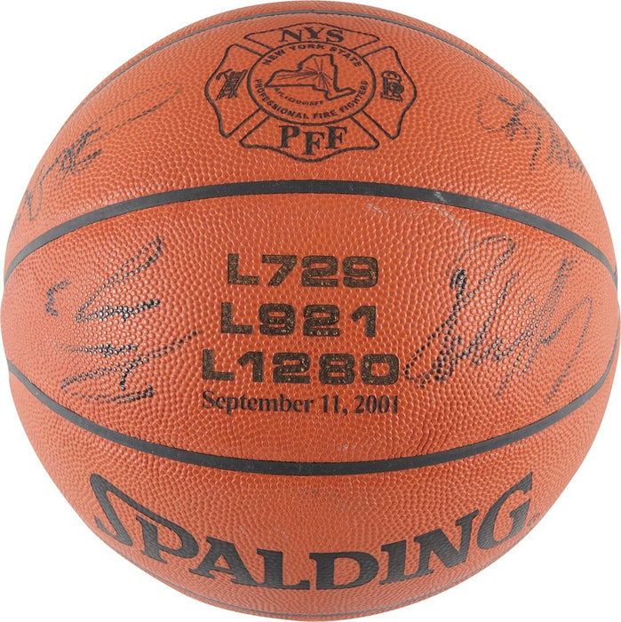 Kobe Bryant  2001  Los Angeles Lakers NBA Champs Team Signed 9/11 Basketball JSA