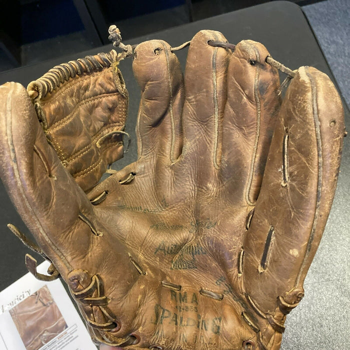 Roger Maris Signed 1960's Game Model Baseball Glove With JSA COA Yankees