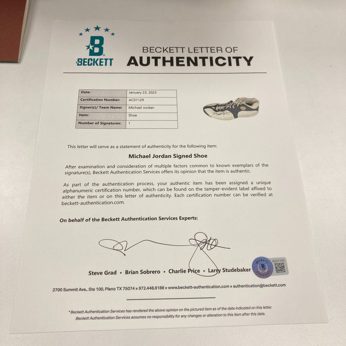 Michael Jordan Dual-Signed Nike Air Jordan Team 1 Sneakers UDA Upper Deck & PSA