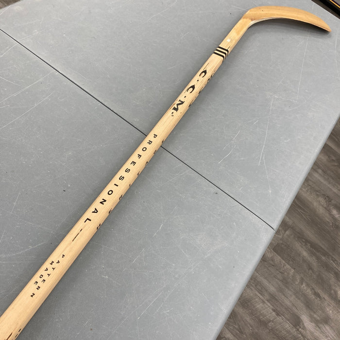 1972 Team Canada Summit Series Team Signed Hockey Stick Beckett COA 22 Sigs