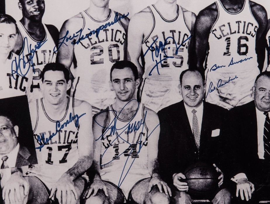 1958-59 Boston Celtics NBA Champs Team Signed 18x24 Photo Bill Russell Beckett