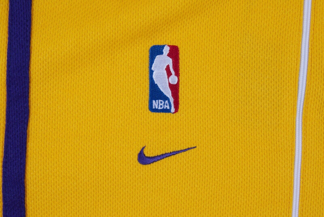 Kobe Bryant Signed Nike Los Angeles Lakers Shooting Shirt Jersey UDA Upper Deck