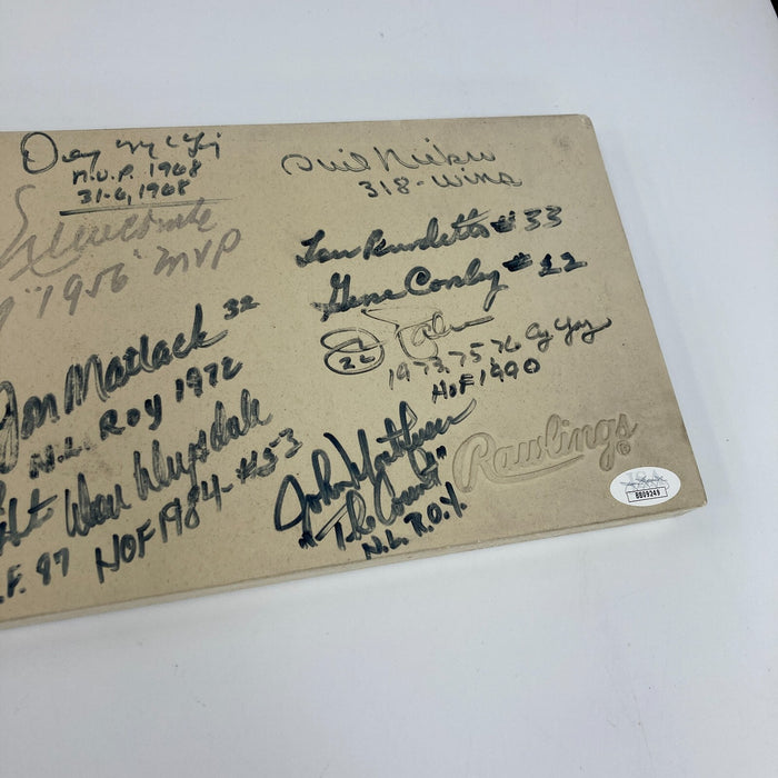 Hall Of Fame Pitching Legends Multi Signed Rubber 30+ Sigs Tom Seaver JSA COA