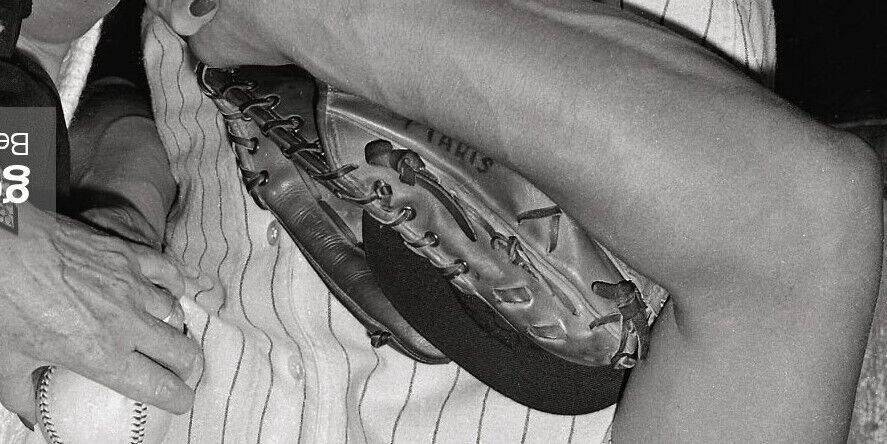 Roger Maris 1961 Game Used Baseball Glove From 61 Home Run Record Season PSA DNA