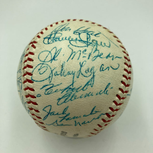 Roberto Clemente 1962 Pittsburgh Pirates Team Signed Baseball PSA DNA 8 N Mint