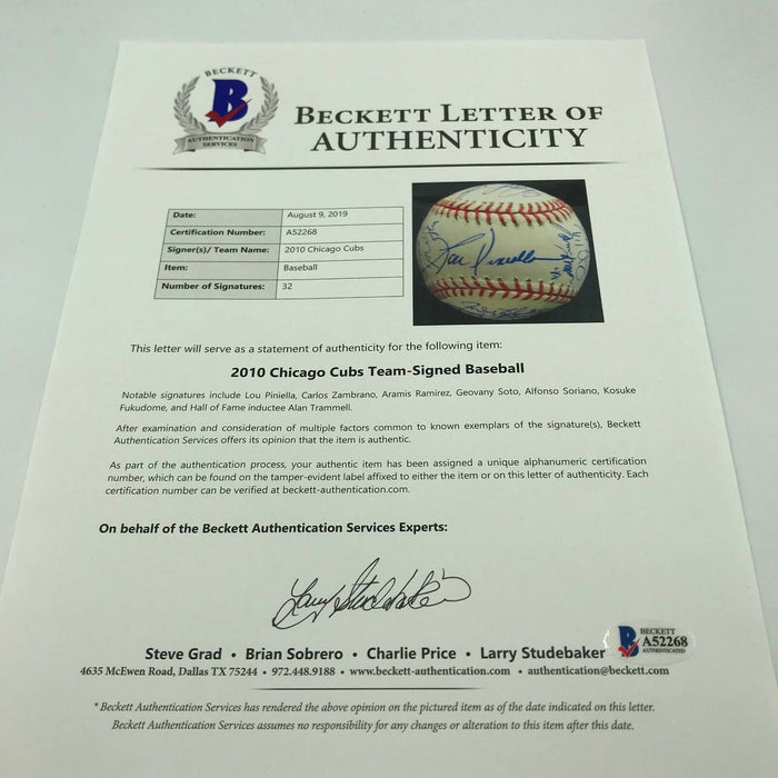 Nice 2010 Chicago Cubs Team Signed Major League Baseball 32 Sigs Beckett COA