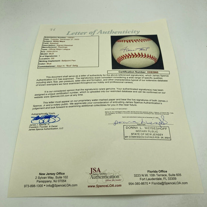 Nice Willie Mays Signed Official Major League Baseball JSA COA
