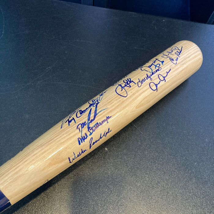 2000 NY Yankees WS Champs Team Signed Bat Derek Jeter Mariano Rivera JSA COA