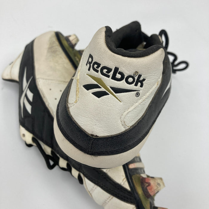Eric Metcalf Signed Game Used Football Cleats Shoes 2 Signatures