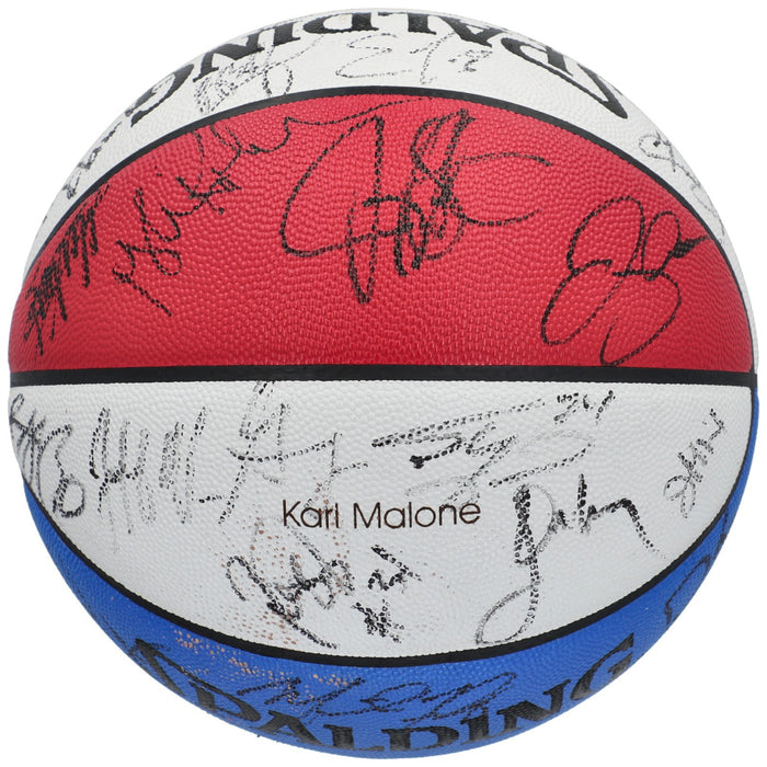 Kobe Bryant 2000 NBA All Star Team Signed Basketball 36 Sigs Beckett COA