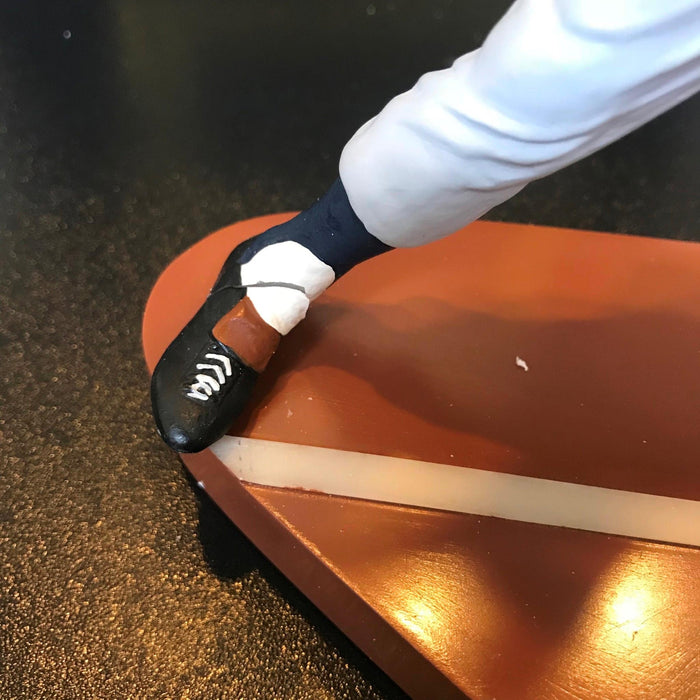 Rare Mickey Mantle Signed Original Salvino Mastermold #3/8 Foot Damaged With COA