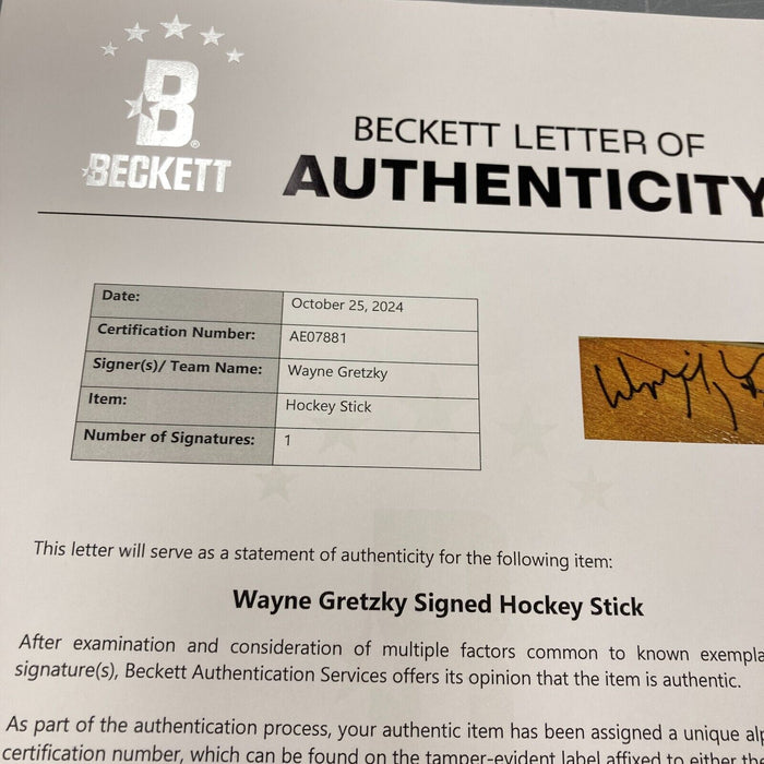 Wayne Gretzky Signed Game Model Hockey Stick Beckett COA