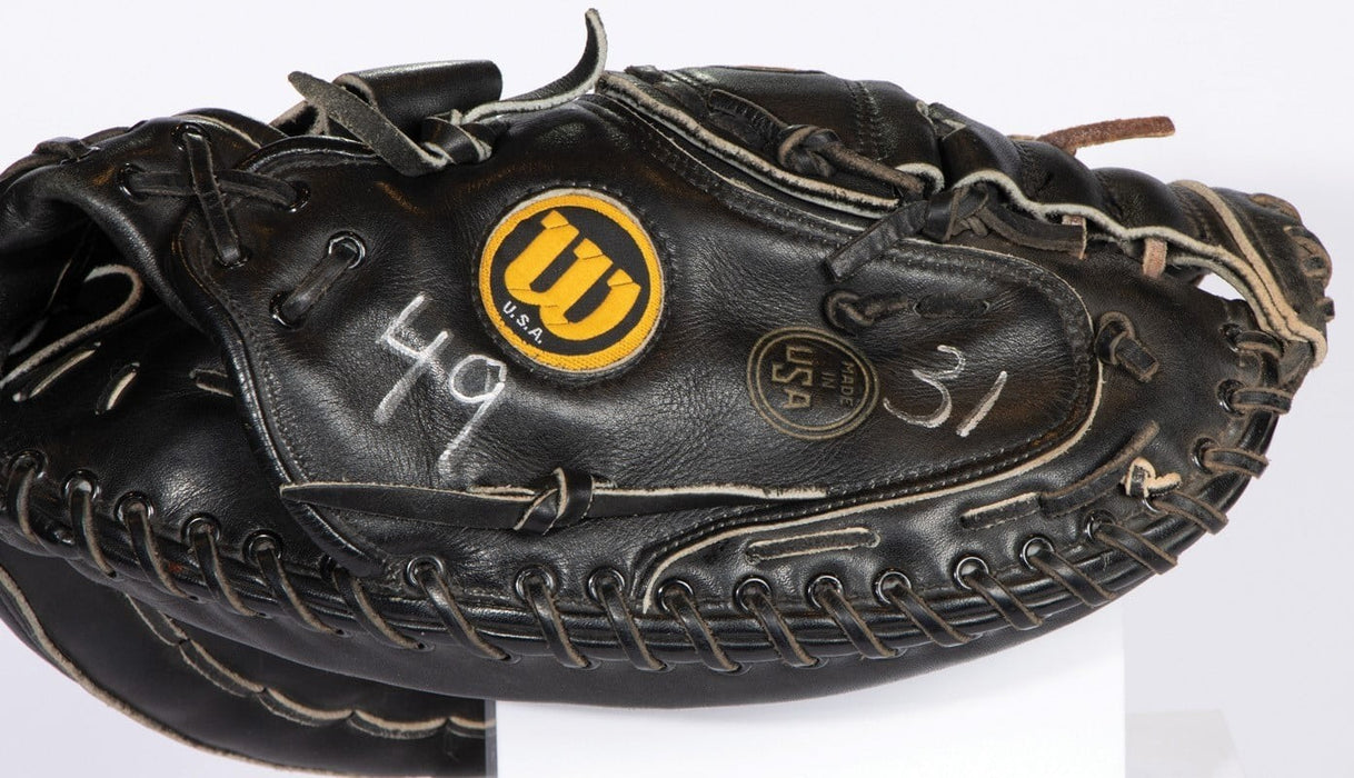 Mike Piazza 1993 Game Used Catcher's Mitt Glove MEARS COA & LOP