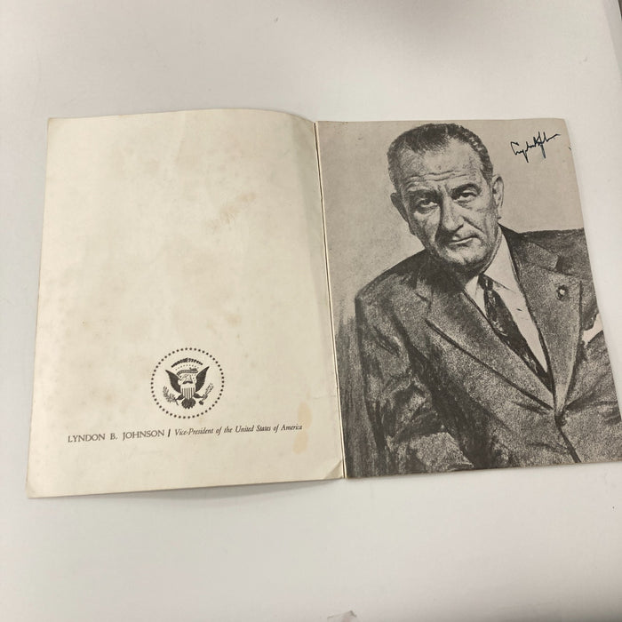 President Lyndon B. Johnson Signed 1963 Program Photo JSA COA