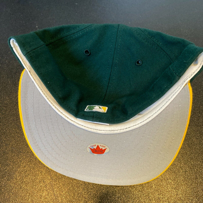 Jason Giambi Signed Authentic Oakland A's Game Model Hat Fleer Hologram