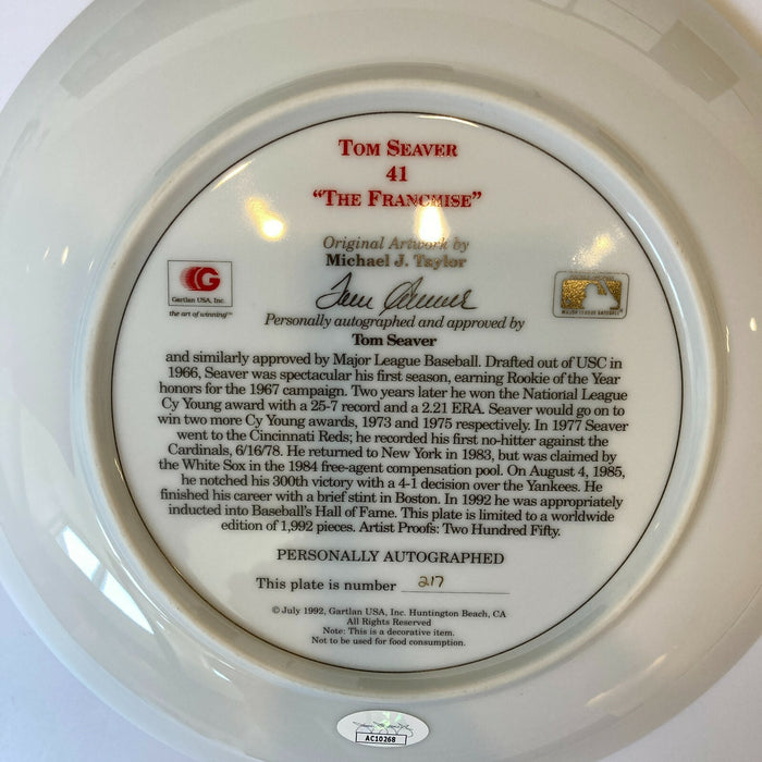 TOM SEAVER AUTOGRAPHED GARTLAN CERAMIC FULL SIZED PLATE JSA COA