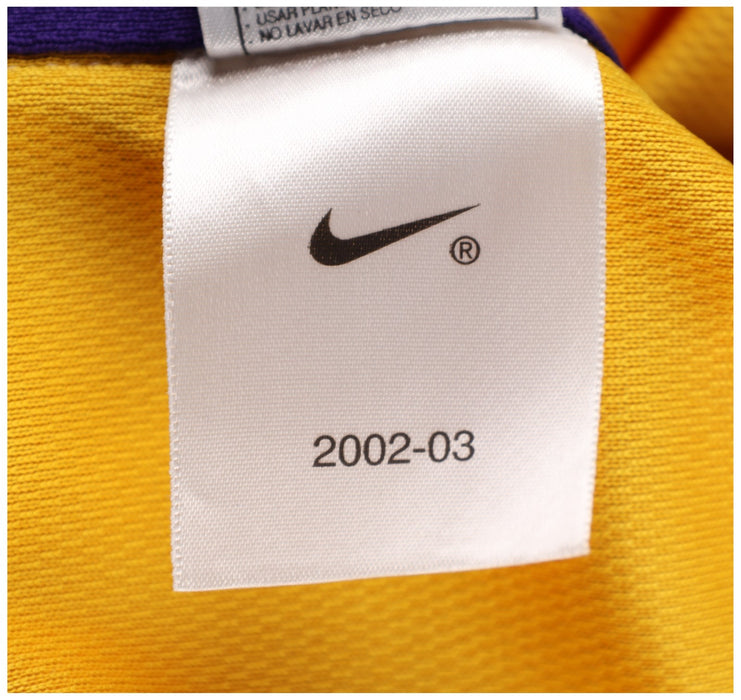 2004-05 Los Angeles Lakers Team-Signed Nike Jersey Jersey Kobe Bryant JSA COA