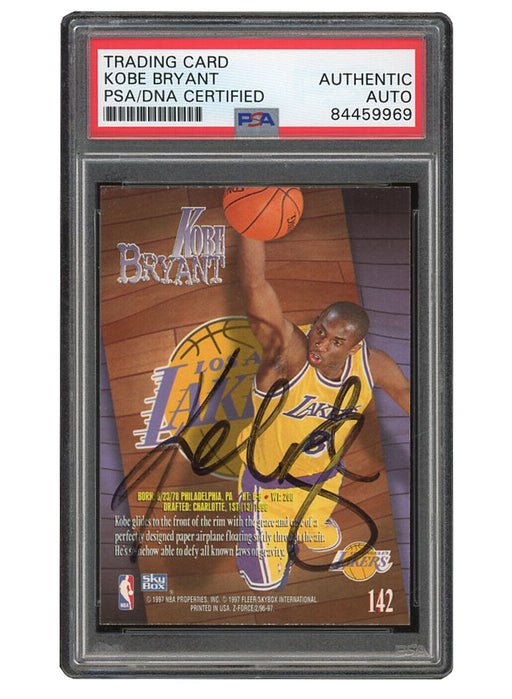 1996 Skybox Z Force Kobe Bryant Signed Autographed RC Rookie Card PSA DNA