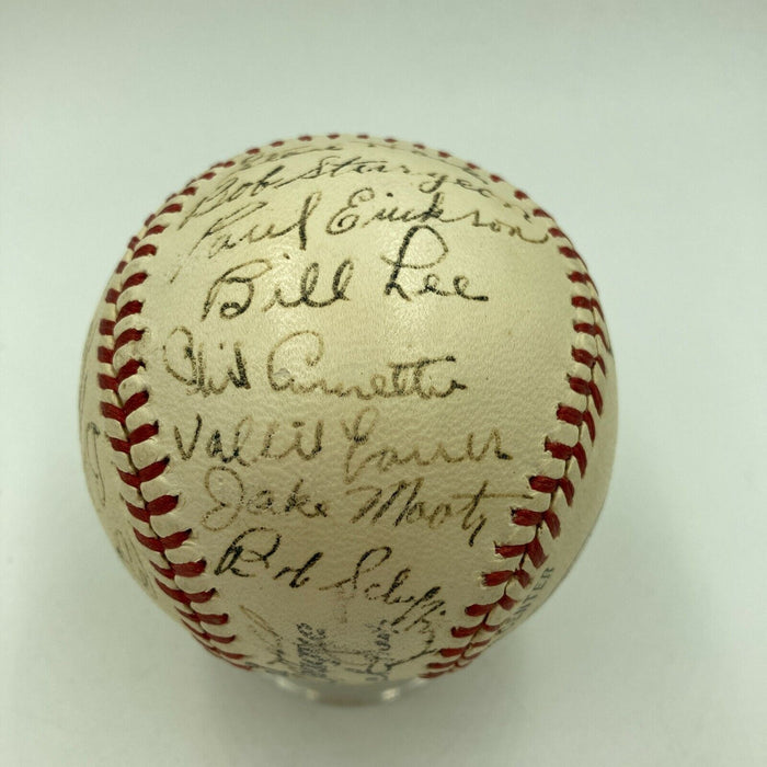 Beautiful 1941 Chicago Cubs Team Signed NL Baseball With Wimpy Quinn JSA COA
