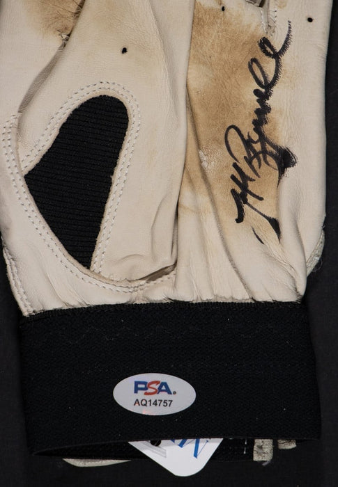 1997 Jeff Bagwell Houston Astros Twice-Signed Game-Used Batting Gloves PSA MEARS