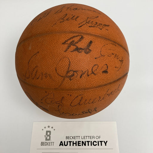 1960-61 Boston Celtics NBA Champs Team Signed Vintage Basketball Beckett COA