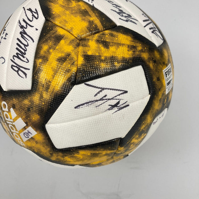 2019 Houston Dynamo Team Signed Soccer Ball Beckett & Fanatics COA
