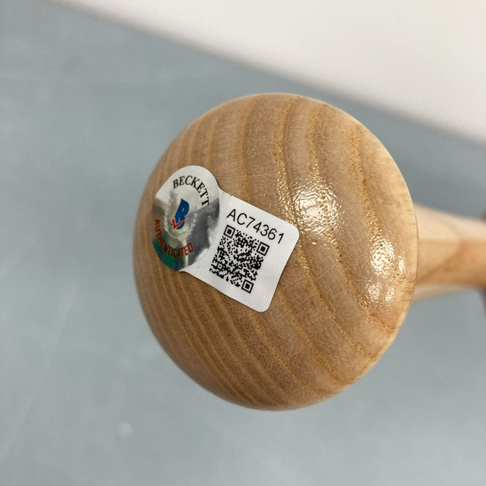 Beautiful 300 Win Club Signed Baseball Bat With Inscriptions Beckett COA