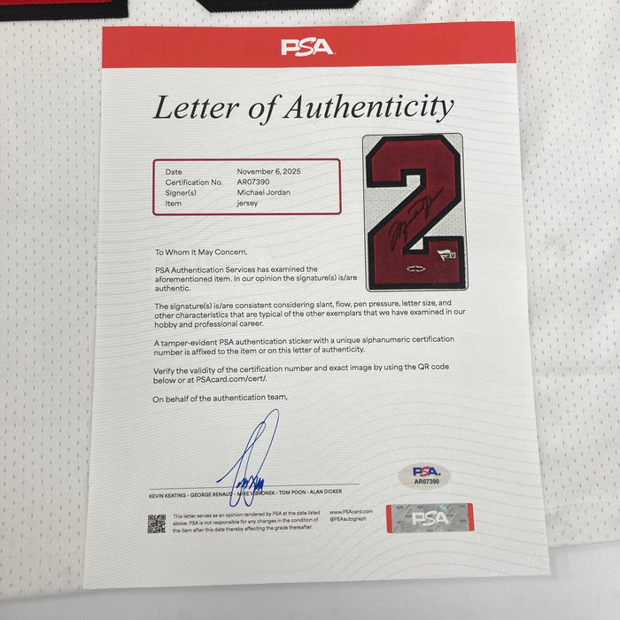 Michael Jordan Signed 1997-98 Pro Cut Chicago Bulls Jersey PSA & UDA Upper Deck